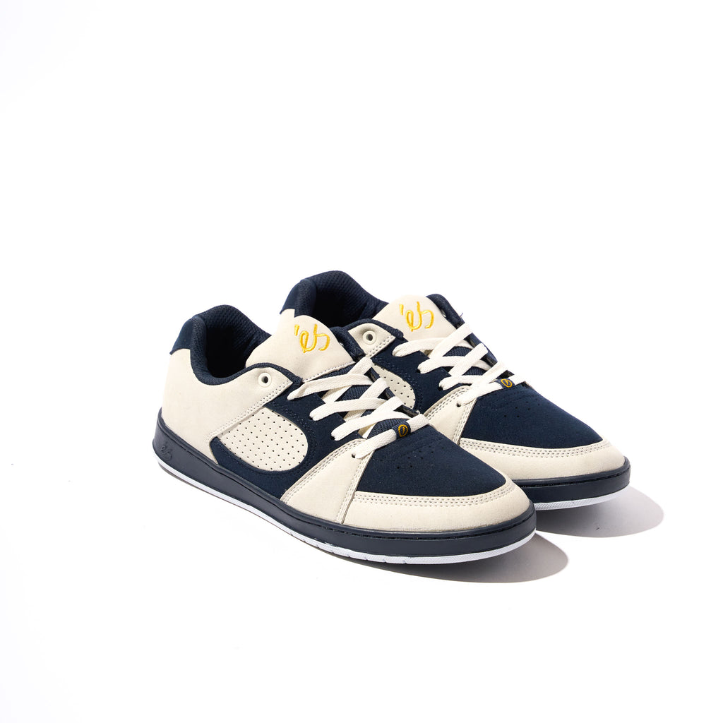 eŚ Accel Slim Shoes