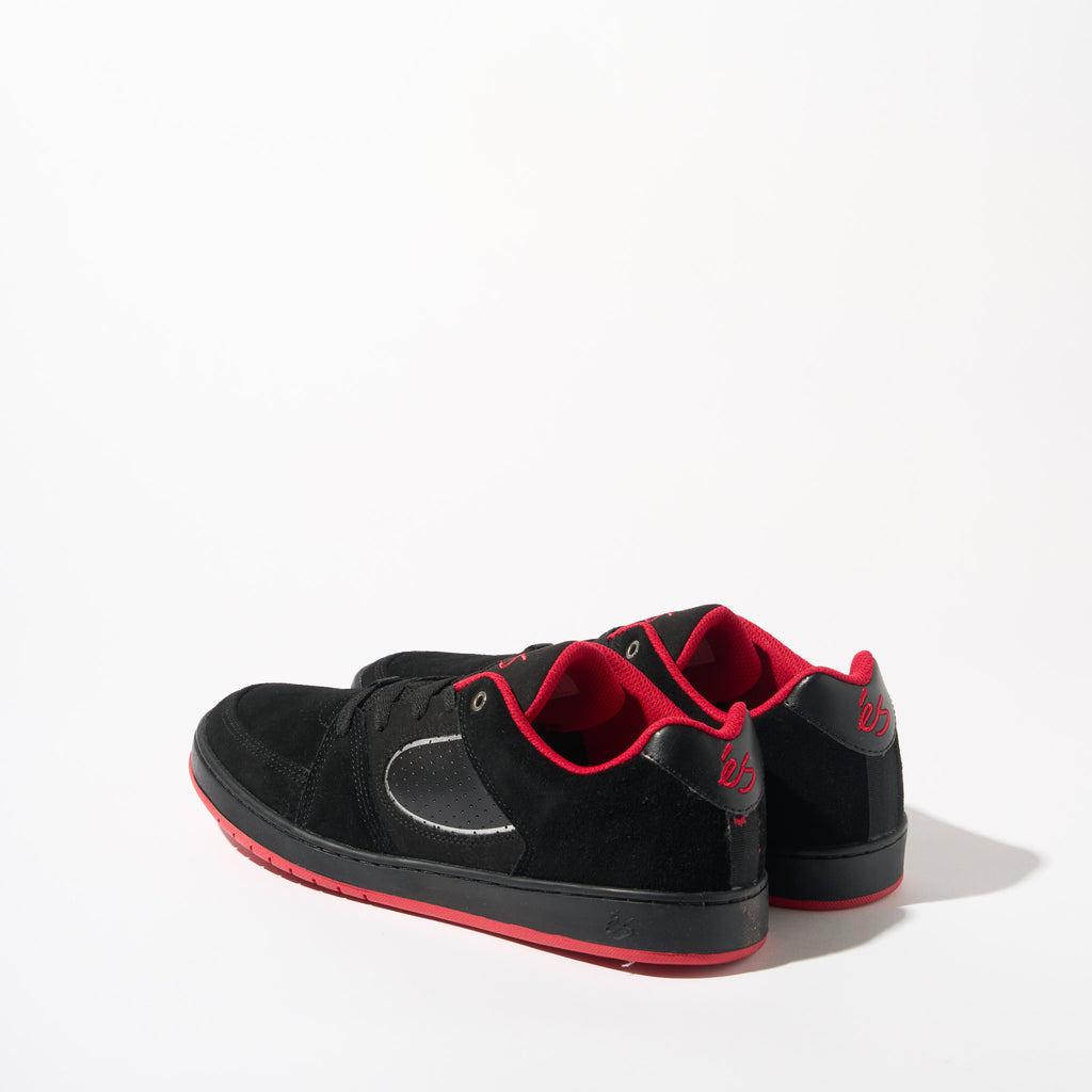 eŚ Accel Slim Shoes