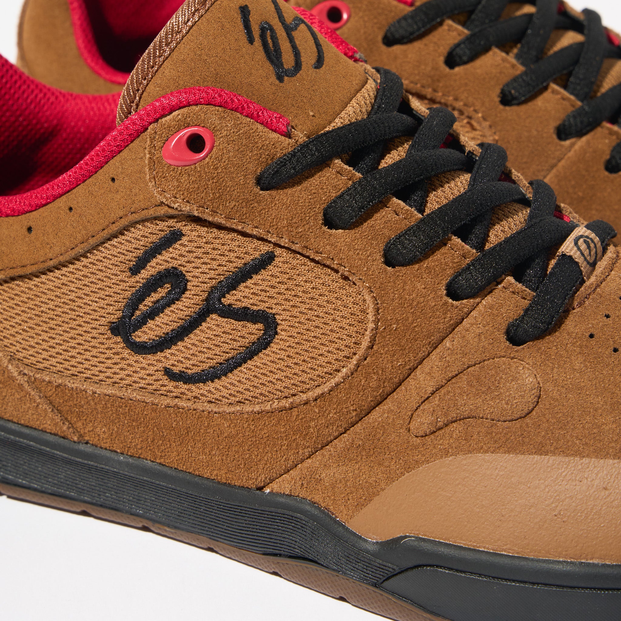 éS Swift 1.5 Skateboarding Shoes Brown and Black with Red accents shoes